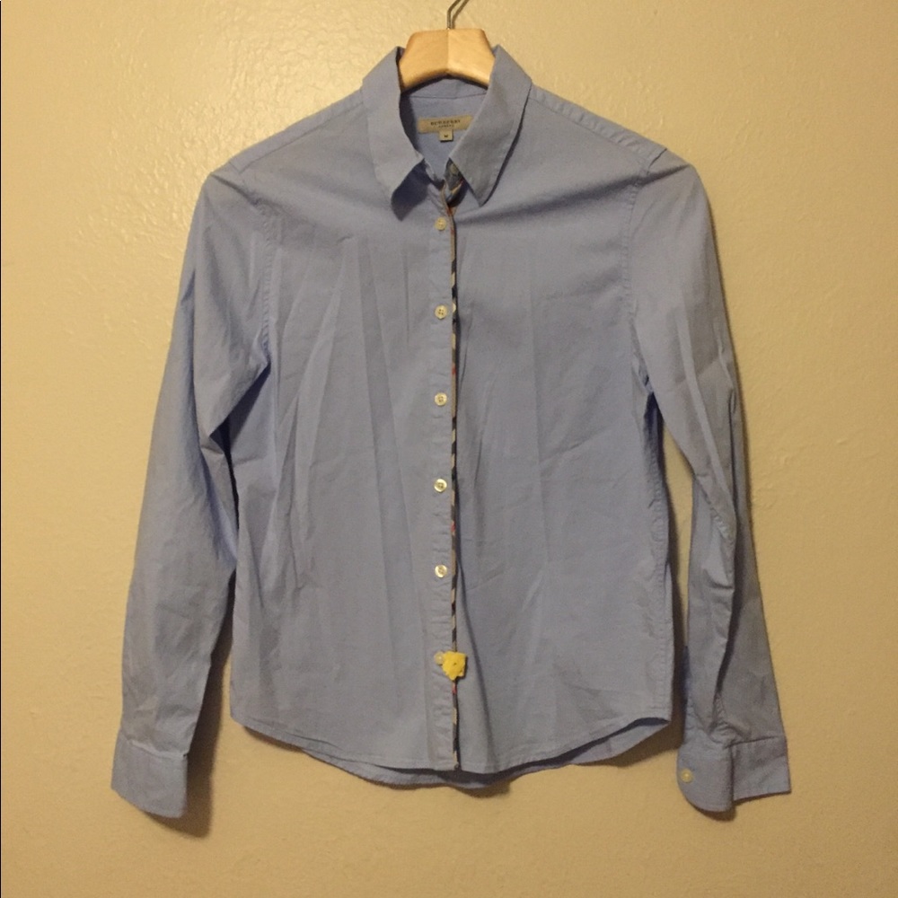 ✅Burberry Button Down